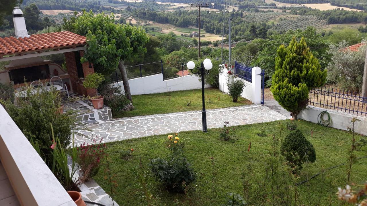 Villa Σπίτι Στο Βουνό Αλλά Μια Ανάσα Από Τη Θάλασσα Paleochori Exterior foto