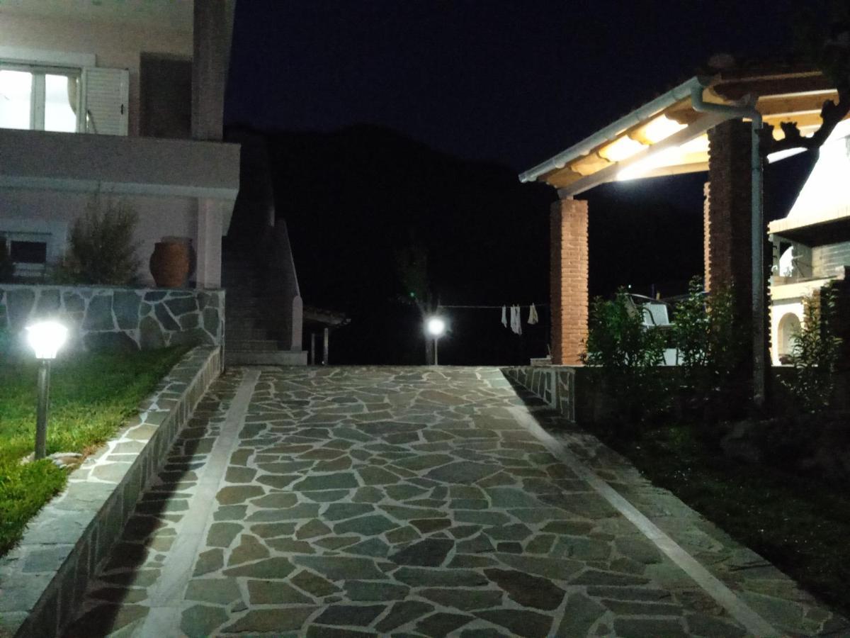 Villa Σπίτι Στο Βουνό Αλλά Μια Ανάσα Από Τη Θάλασσα Paleochori Exterior foto